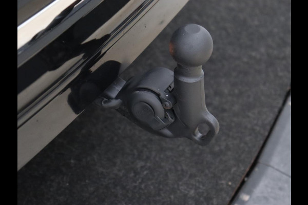 Volkswagen Tiguan Allspace 1.5 TSI R Line | Trekhaak | Camera | Full LED | Adaptive cruise | Virtual Cockpit | Park Assist | Carplay | Navigatie | Keyless | Climate control | 19'' lichtmetalen velgen