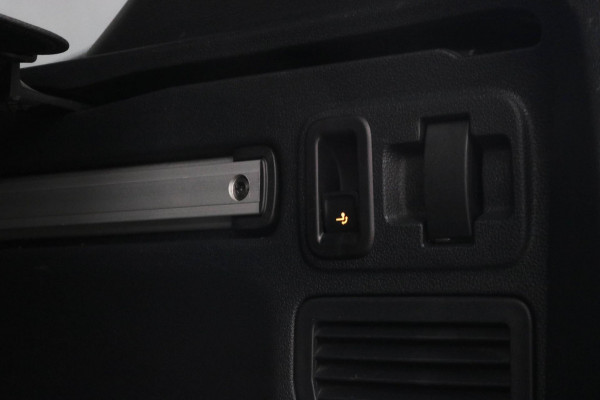 Volkswagen Touran 1.8 TSI R-LINE - PANO - TREKHAAK - CARPLAY - ACC - CAMERA - VOL!!