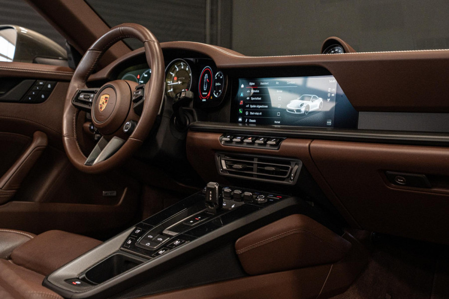 Porsche 911 Cabrio 3.0 Carrera GTS *Sport-Chrono / Sport-Design / BOSE / Stoelventilatie / Carbon*