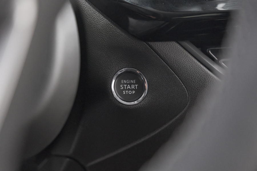 Opel Grandland Turbo 130 AT8 Ultimate | Camera | Adaptieve Cruise Control | Pack Winter | Elektronische Kofferklep