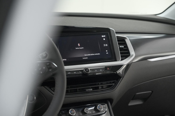Opel Grandland Turbo 130 AT8 Ultimate | Camera | Adaptieve Cruise Control | Pack Winter | Elektronische Kofferklep