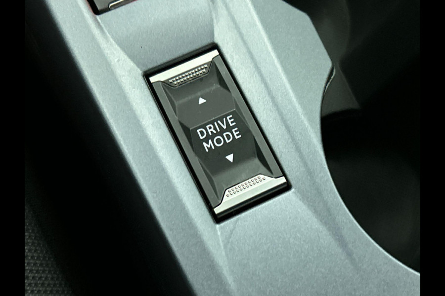 Peugeot 2008 1.2 PureTech Blue Lease Allure Airco ECC Navi Cruise Control PDC VA + Camera Full LED 17" LM Velgen Stoelverwarming