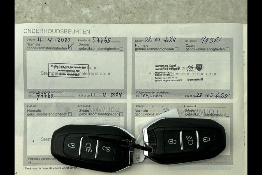 Peugeot 2008 1.2 PureTech Blue Lease Allure Airco ECC Navi Cruise Control PDC VA + Camera Full LED 17" LM Velgen Stoelverwarming