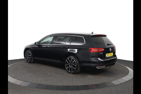 Volkswagen Passat Variant 1.4 TSI Connected Series|19"|Trekhaak|Camera