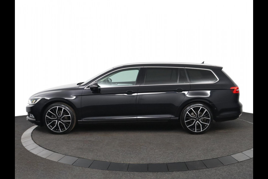 Volkswagen Passat Variant 1.4 TSI Connected Series|19"|Trekhaak|Camera