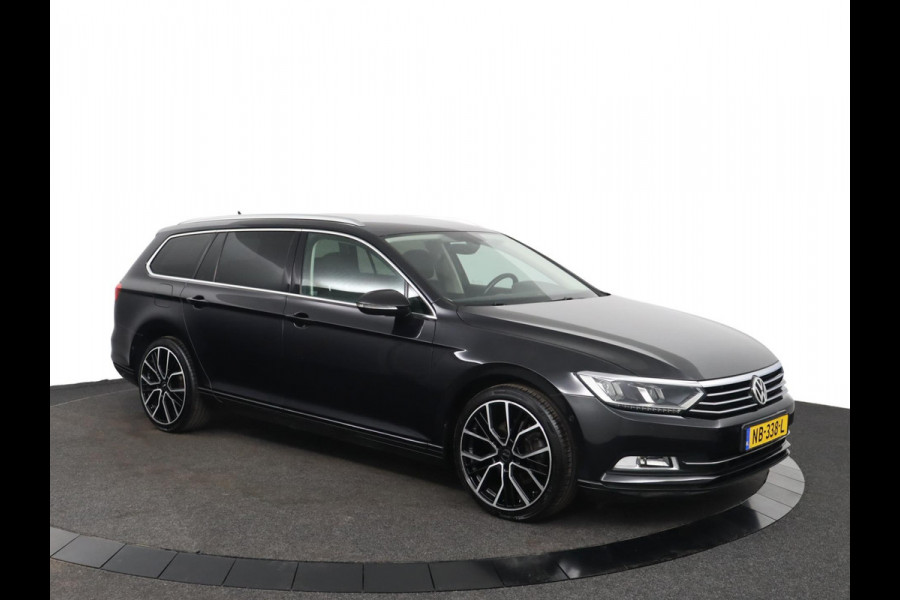 Volkswagen Passat Variant 1.4 TSI Connected Series|19"|Trekhaak|Camera