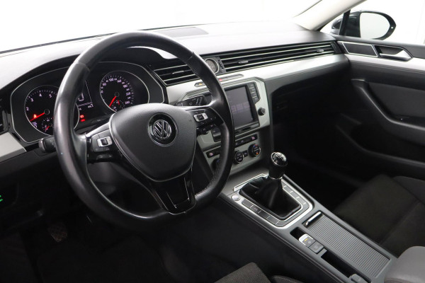Volkswagen Passat Variant 1.4 TSI Connected Series|19"|Trekhaak|Camera