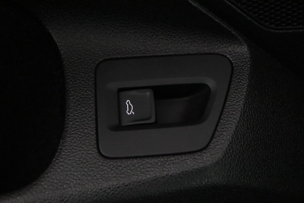 Volkswagen Passat Variant 1.4 TSI Connected Series|19"|Trekhaak|Camera