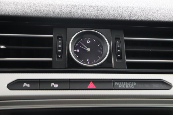 Volkswagen Passat Variant 1.4 TSI Connected Series|19"|Trekhaak|Camera