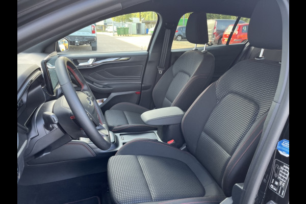 Ford FOCUS Wagon 1.0 EBH ST Line X 155PK AUTOMAAT! TREKHAAK! DRIVERPACK! WINTERPA