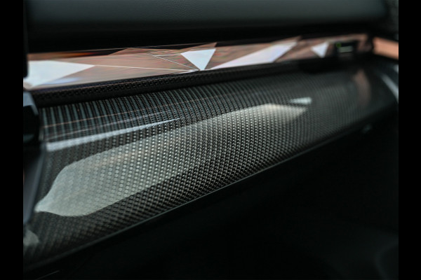 BMW 5 Serie Touring 550e XDRIVE | M-SPORT PRO | SHADOW LINE | M-SPORT SEATS | ALCANTARA HEMEL | CARBON PACKAGE | PANORAMADAK | ICONIC GRILL