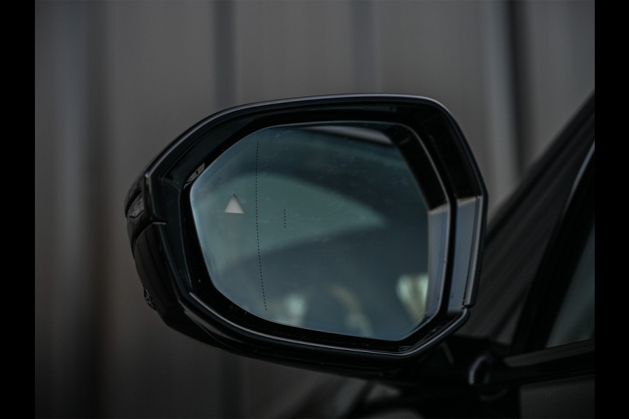 BMW 5 Serie Touring 550e XDRIVE | M-SPORT PRO | SHADOW LINE | M-SPORT SEATS | ALCANTARA HEMEL | CARBON PACKAGE | PANORAMADAK | ICONIC GRILL