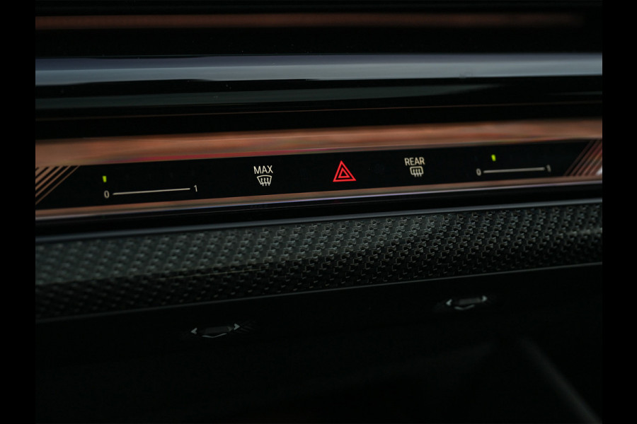 BMW 5 Serie Touring 550e XDRIVE | M-SPORT PRO | SHADOW LINE | M-SPORT SEATS | ALCANTARA HEMEL | CARBON PACKAGE | PANORAMADAK | ICONIC GRILL