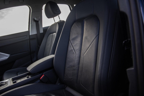Audi Q3 45 TFSI e edition AUTOMAAT / PLUG IN HYBRID / STOELVERWARMING / LEER / VIRTUAL COCKPIT / CRUISE CONTROLE / DEALER ONDERHOUDEN