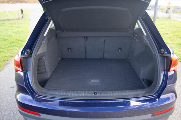 Audi Q3 45 TFSI e edition AUTOMAAT / PLUG IN HYBRID / STOELVERWARMING / LEER / VIRTUAL COCKPIT / CRUISE CONTROLE / DEALER ONDERHOUDEN