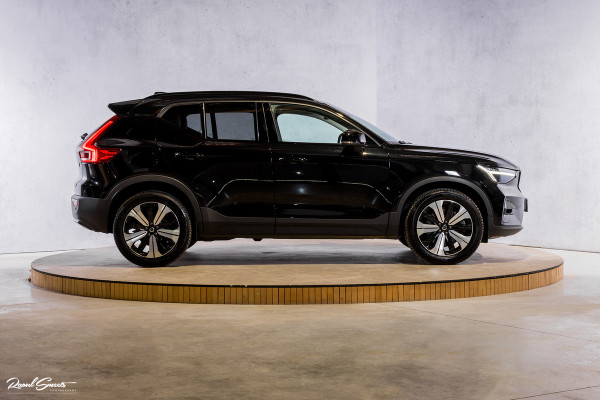 Volvo XC40 1.5 T4 Plug-in hybrid Ultimate Dark | Adaptieve cruise | Panorama dak | Harman Kardon | Blis |
