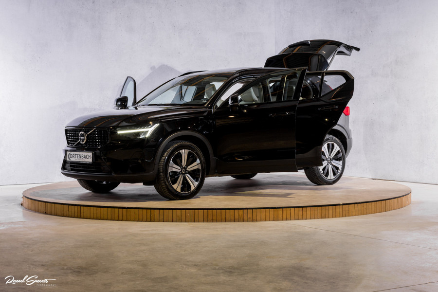 Volvo XC40 1.5 T4 Plug-in hybrid Ultimate Dark | Adaptieve cruise | Panorama dak | Harman Kardon | Blis |