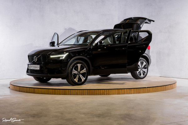 Volvo XC40 1.5 T4 Plug-in hybrid Ultimate Dark | Adaptieve cruise | Panorama dak | Harman Kardon | Blis |