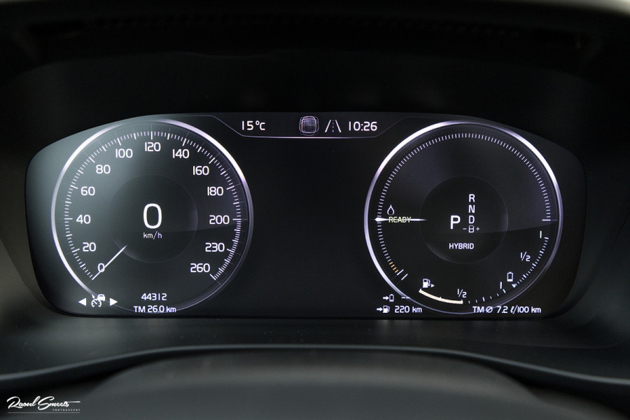 Volvo XC40 1.5 T4 Plug-in hybrid Ultimate Dark | Adaptieve cruise | Panorama dak | Harman Kardon | Blis |