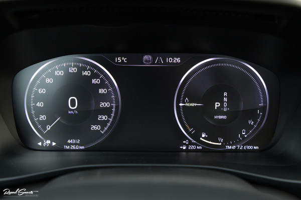 Volvo XC40 1.5 T4 Plug-in hybrid Ultimate Dark | Adaptieve cruise | Panorama dak | Harman Kardon | Blis |