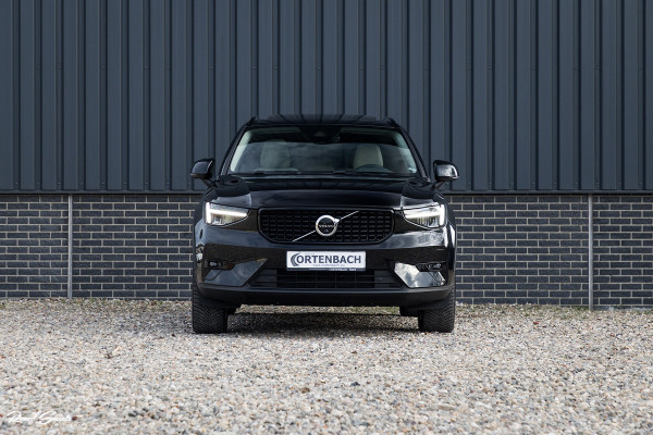 Volvo XC40 1.5 T4 Plug-in hybrid Ultimate Dark | Adaptieve cruise | Panorama dak | Harman Kardon | Blis |