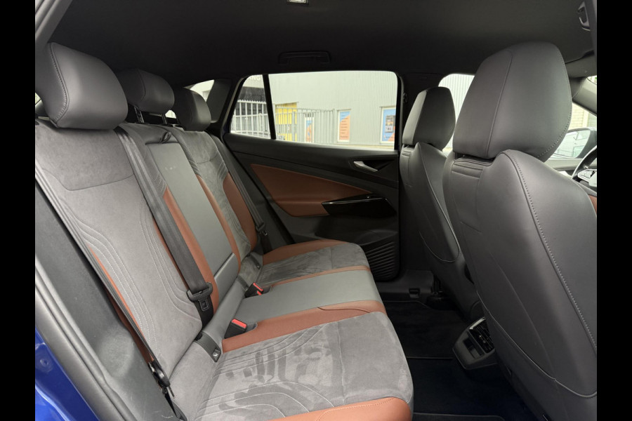 Volkswagen ID.4 First 77 kWh | Trekhaak | Camera | Carplay