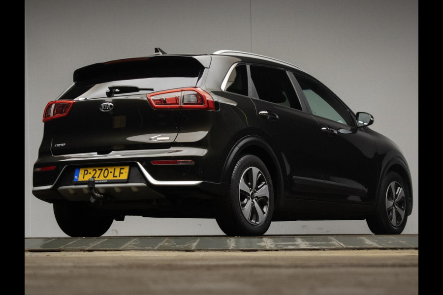 Kia Niro 1.6 GDi Hybrid DynamicLine Sport (APPLE CARPLAY,NAVI,CAMERA,LED,CRUISE,SPORTSTOELEN,LM VELGEN,NETTE STAAT)