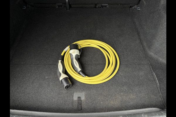 Volkswagen ID.4 First 77 kWh | Trekhaak | Camera | Carplay