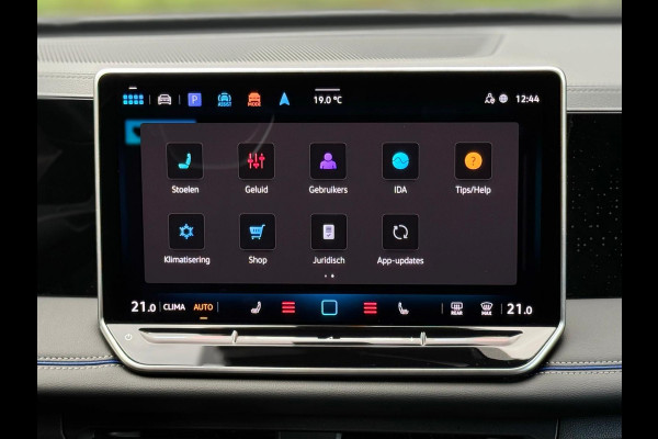 Volkswagen Tiguan 1.5 eTSI R-Line Edition, panoramadak, vele opties, nieuw prijs €64170,-