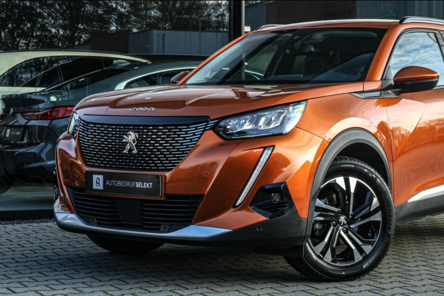 Peugeot 2008 1.2 PureTech Allure - CAMERA - NAVI - CRUISE