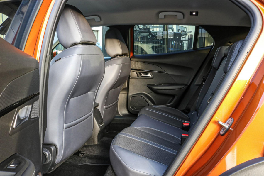 Peugeot 2008 1.2 PureTech Allure - CAMERA - NAVI - CRUISE