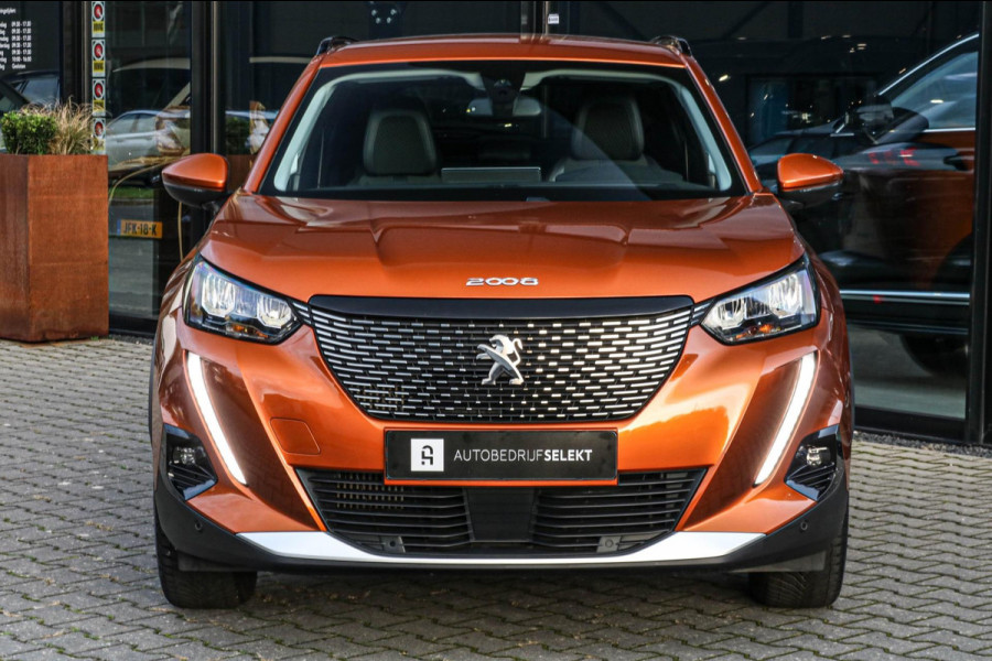 Peugeot 2008 1.2 PureTech Allure - CAMERA - NAVI - CRUISE