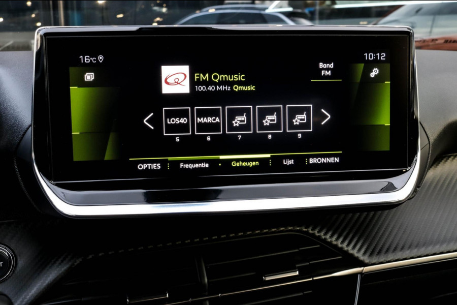 Peugeot 2008 1.2 PureTech Allure - CAMERA - NAVI - CRUISE