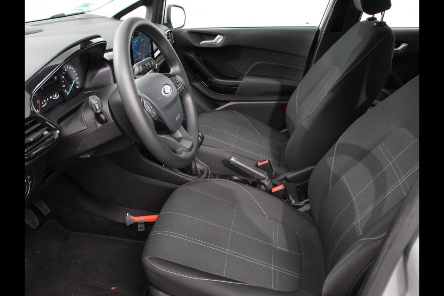 Ford Fiesta 1.1 Trend | Navigatie | Cruise control | Dab | Airco | Parkeersensoren achter | Trekhaak
