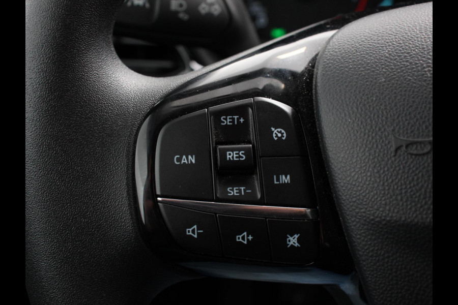 Ford Fiesta 1.1 Trend | Navigatie | Cruise control | Dab | Airco | Parkeersensoren achter | Trekhaak