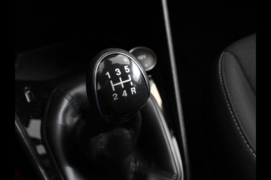 Ford Fiesta 1.1 Trend | Navigatie | Cruise control | Dab | Airco | Parkeersensoren achter | Trekhaak