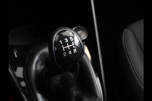 Ford Fiesta 1.1 Trend | Navigatie | Cruise control | Dab | Airco | Parkeersensoren achter | Trekhaak