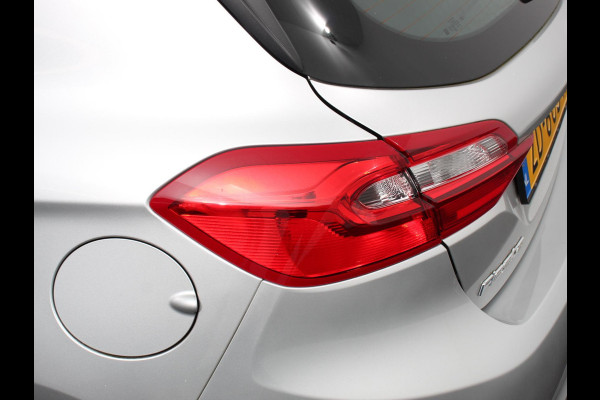 Ford Fiesta 1.1 Trend | Navigatie | Cruise control | Dab | Airco | Parkeersensoren achter | Trekhaak