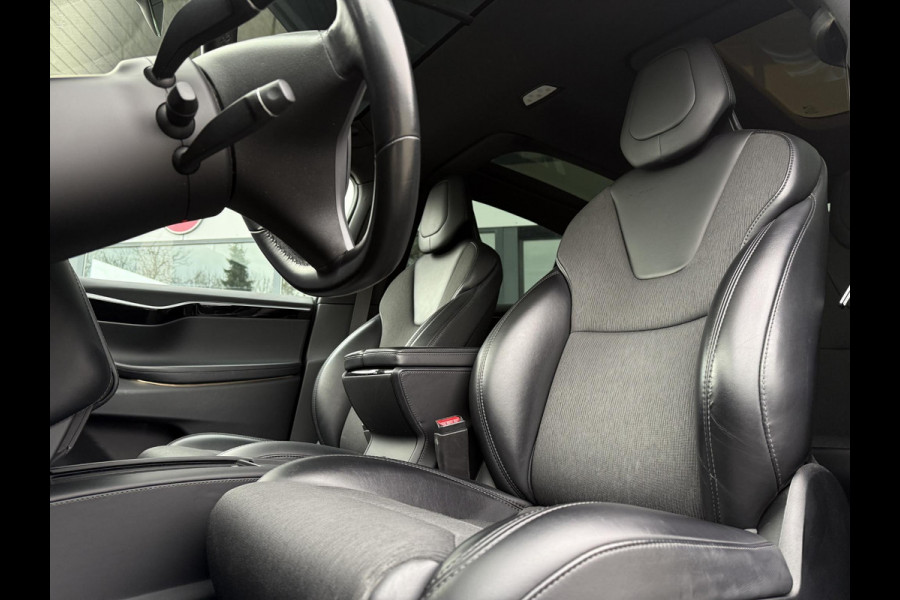 Tesla Model X 75D Aut. | FULL |  Panorama | Trekhaak | Navi | Camera |