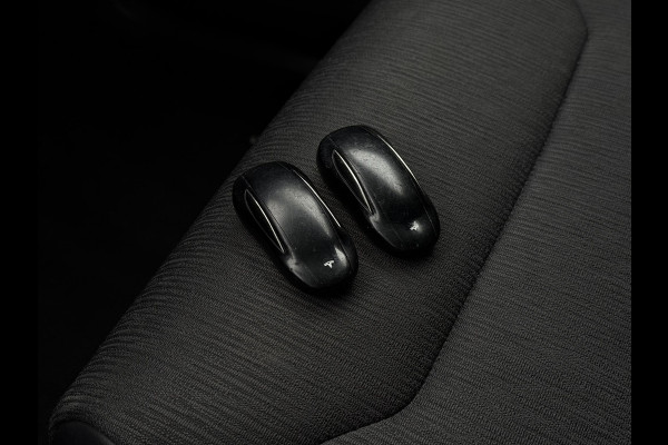 Tesla Model X 75D Aut. | FULL |  Panorama | Trekhaak | Navi | Camera |