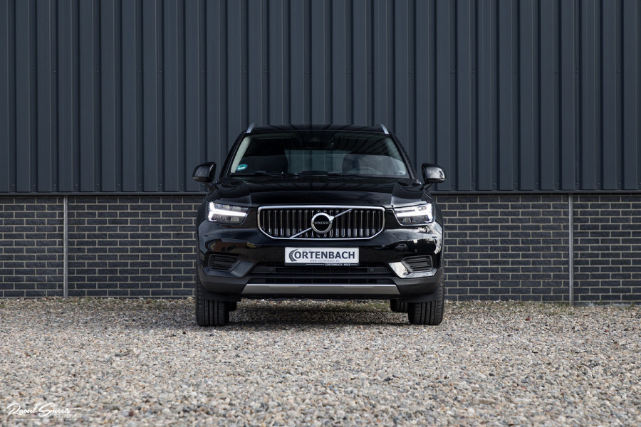 Volvo XC40 1.5 T4 Recharge Inscription | Adaptieve cruise | Zwenkbare trekhaak | Dab+ | Leder |