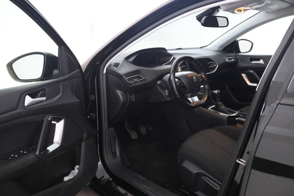 Peugeot 308 SW 1.5 BlueHDi Blue Lease Navigatie, Cruise, Trekhaak, Climate,