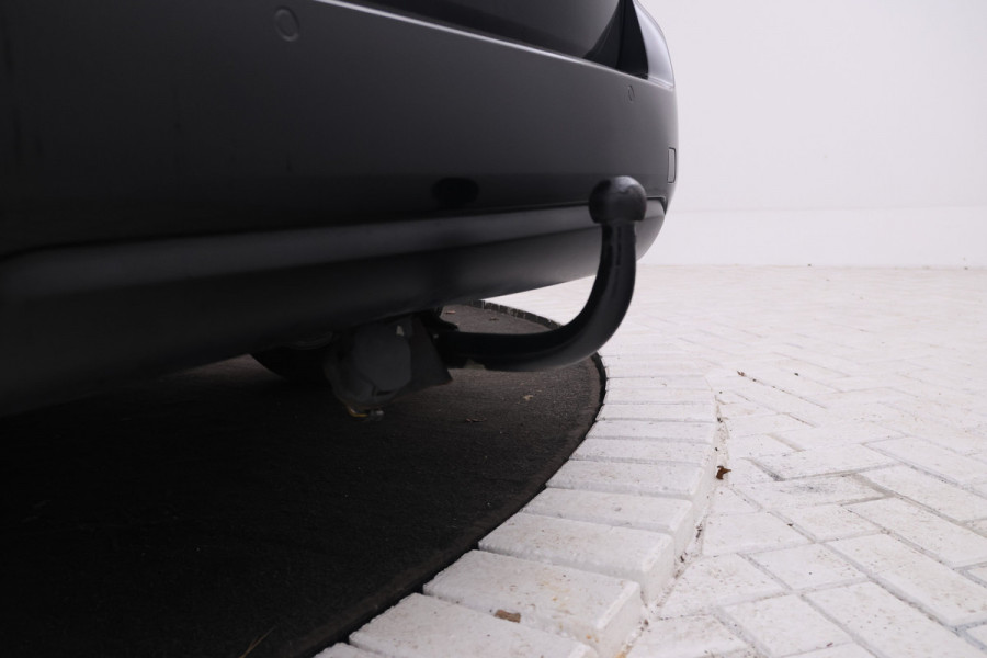 Peugeot 308 SW 1.5 BlueHDi Blue Lease Navigatie, Cruise, Trekhaak, Climate,