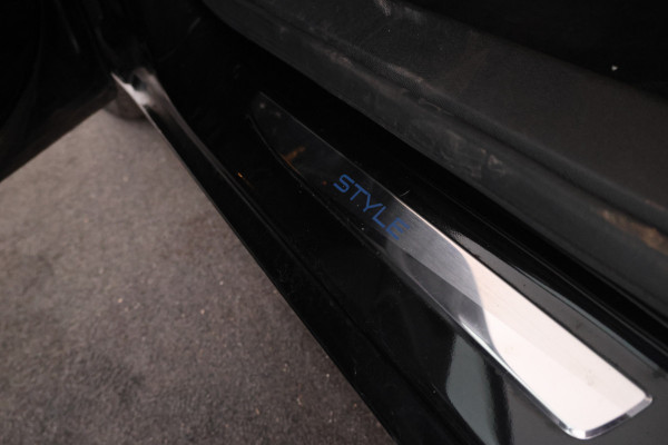 Peugeot 308 SW 1.5 BlueHDi Blue Lease Navigatie, Cruise, Trekhaak, Climate,