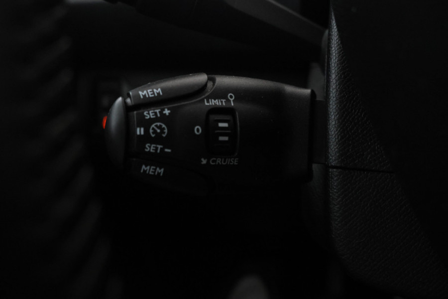 Peugeot 308 SW 1.5 BlueHDi Blue Lease Navigatie, Cruise, Trekhaak, Climate,