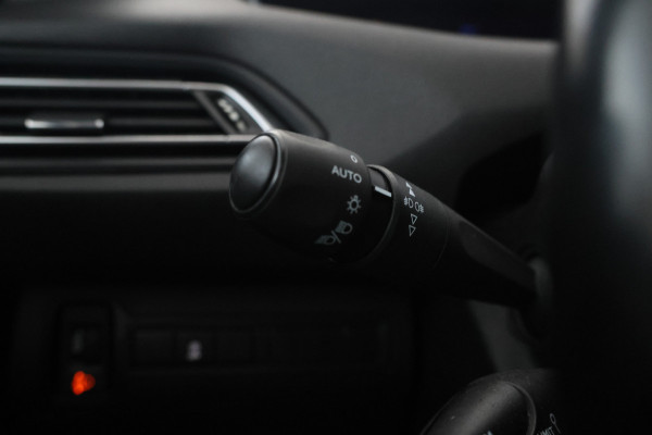 Peugeot 308 SW 1.5 BlueHDi Blue Lease Navigatie, Cruise, Trekhaak, Climate,