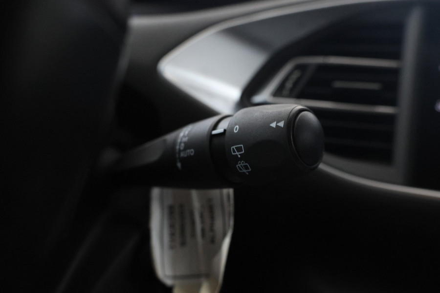 Peugeot 308 SW 1.5 BlueHDi Blue Lease Navigatie, Cruise, Trekhaak, Climate,