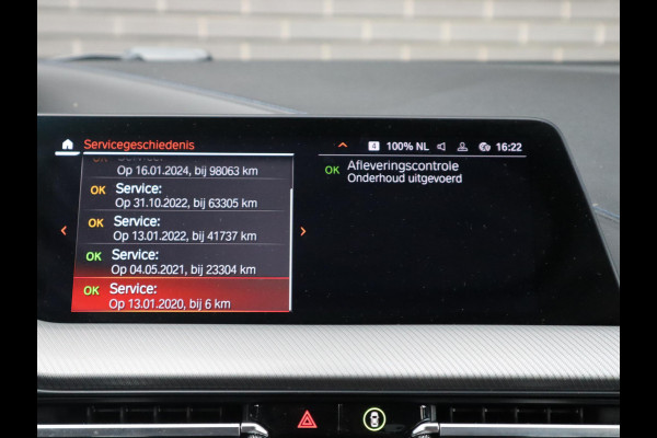 BMW 1-serie 118i Executive M Sport Pakket Automaat / Live Cockpit Professional / 18 Inch / LED / Achteruitrijcamera / Cruise Control / Shadow Line / Extra Getint Glas / Parkeersensoren voor+achter / Lichtpakket