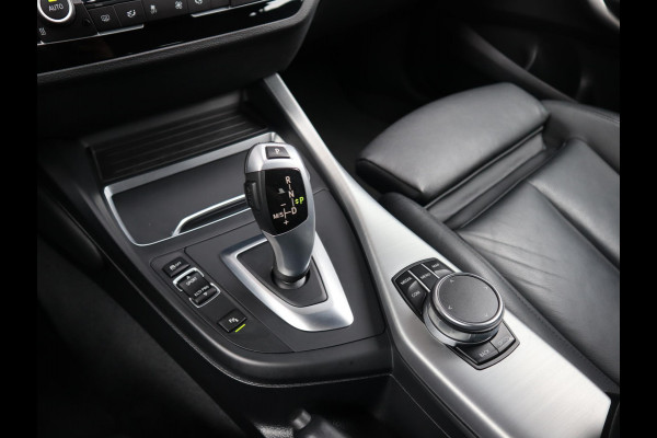 BMW 1-serie 118i High Executive M Sport Pakket Automaat 5 deurs / Navigatie Professional / Leder / 18 Inch / Shadow Line / Stoelverwarming / LED / Parkeersensoren voor+achter / Cruise Control / DAB / Lichtpakket