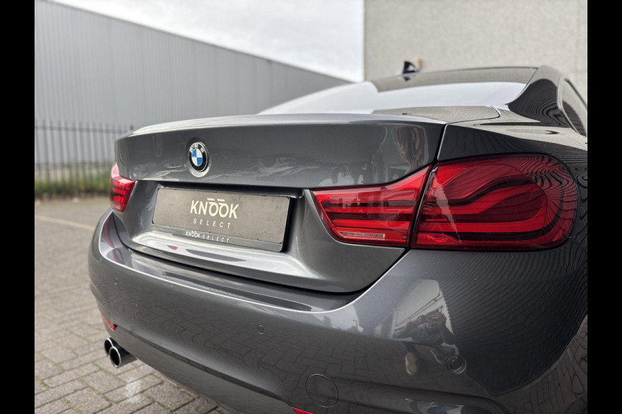 BMW 4 Serie Coupé 420i High Executive M Sport Pakket Automaat / Navigatie Professional / Leder / 19 Inch / Stoelverwarming / Multifunctioneel Instrumentendisplay / Shadow Line / Climate Control / Parkeersensoren voor+achter / Neerklapbare Achterbank
